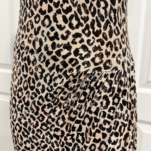 Rebecca Taylor Animal Print Sleeveless Body Con Ruched at the Hip Midi Dress - Picture 3 of 15